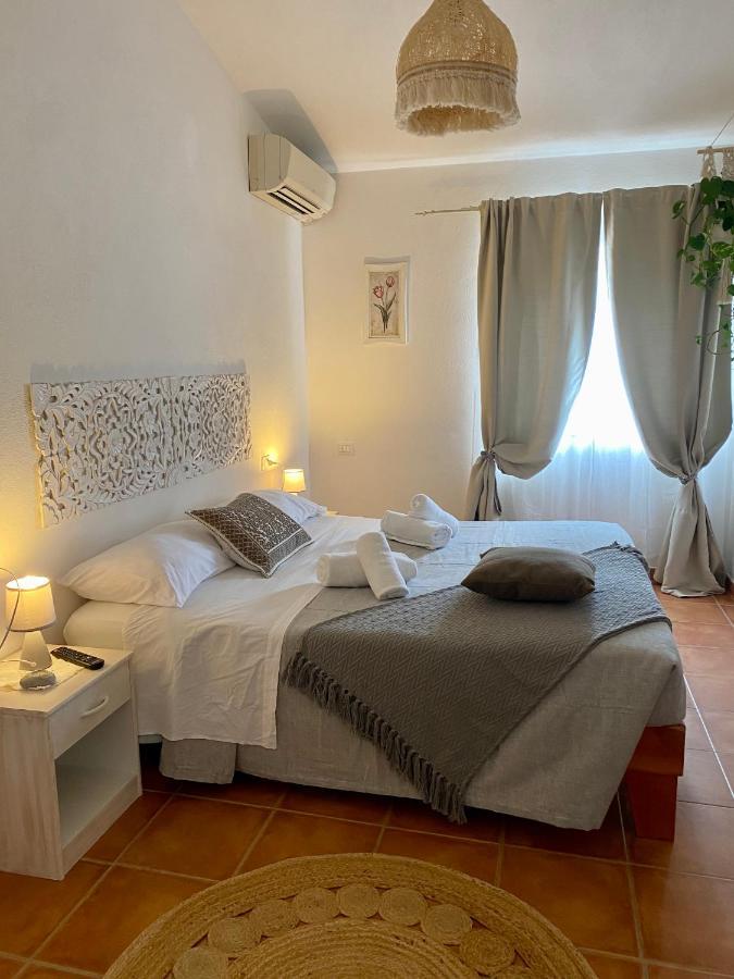 B&B La Pitraia Sant'Antonio di Gallura Bagian luar foto